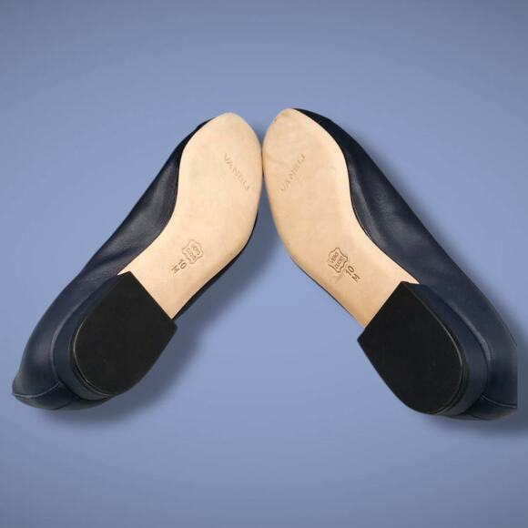 NWOT Women's Size 10 VANELI Navy Blue Leather Cap Toe Low Heel Shoes - Picture 6 of 6